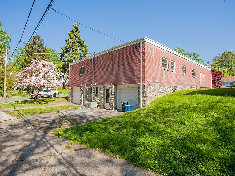 176 Juniper Rd — Photo 29