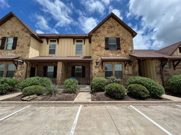405 Baby Bear Dr, College Station, TX 77845