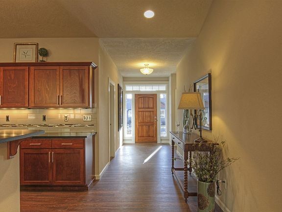 2nd image of 5404 N Ainsworth Ln