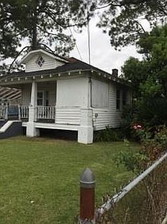 1st image of 486 Avenue B