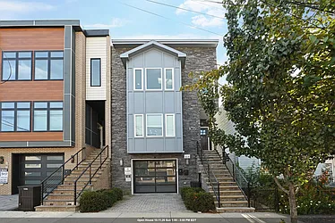 103 Thorne Street, #2