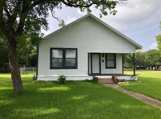 509 E Cedar St, Angleton, TX 77515