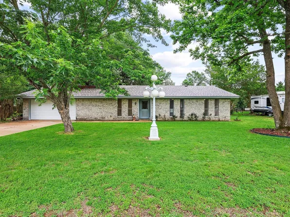 212 Lou St, Sulphur Springs, TX 75482