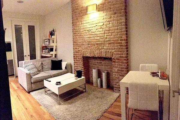Rented by Nooklyn NYC LLC | media 13