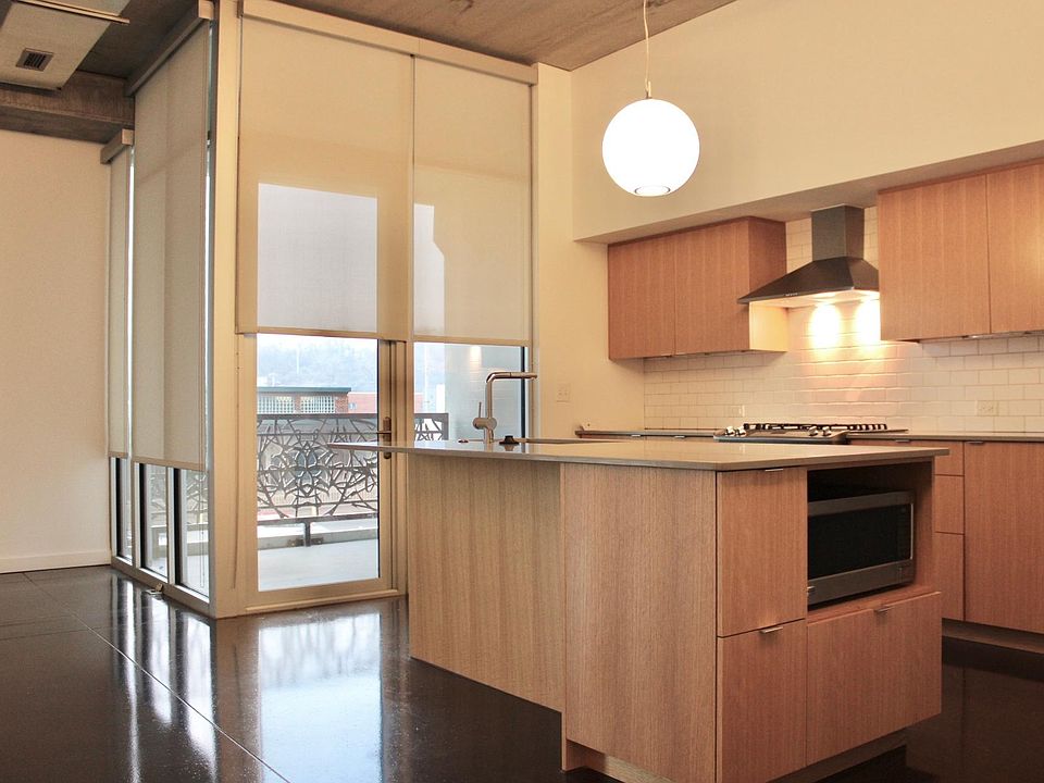 1st image of 1515 Genessee St #209