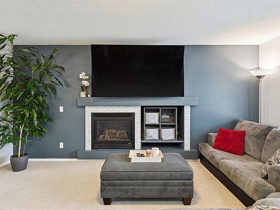 3rd image of 67 N Copperfield Rise SE