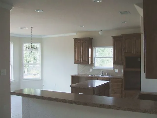 401 Hidden Knoll Dr, Burleson, TX 76028