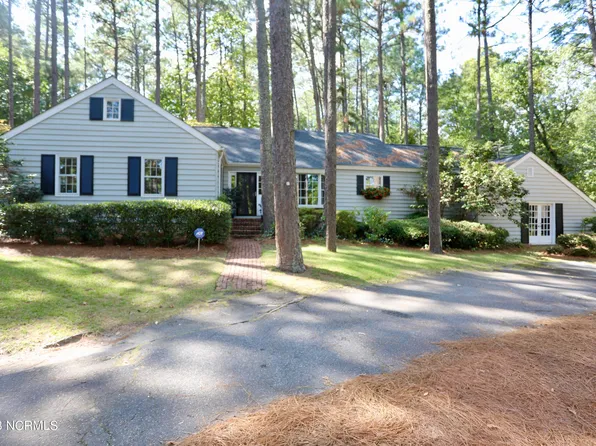 106 James Creek Road, Southern Pines, NC 28387