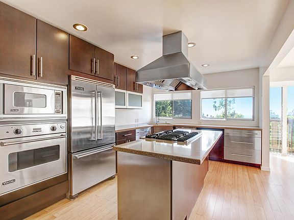 5th image of 5600 Holly Oak Dr