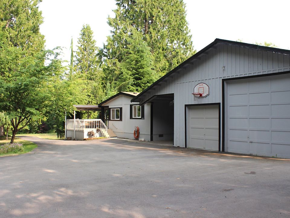 1st image of 7520 143rd Ave NE