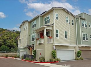 1104 Hibiscus Way, Oceanside, CA 92054