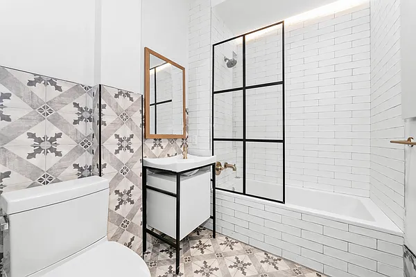 Rented by MNS | media 19