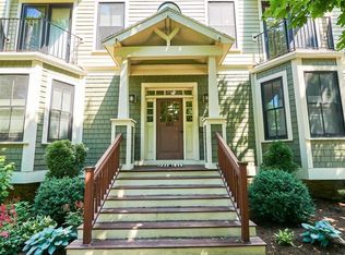 163 Kent St #2, Brookline, MA 02446