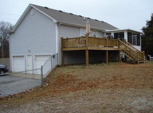 9001 Rineyville Rd, Vine Grove, KY 40175