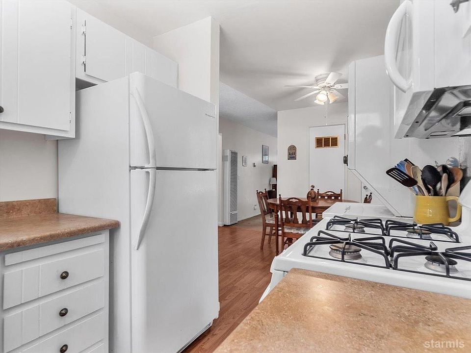 2nd image of 516 Emerald Bay Rd #321