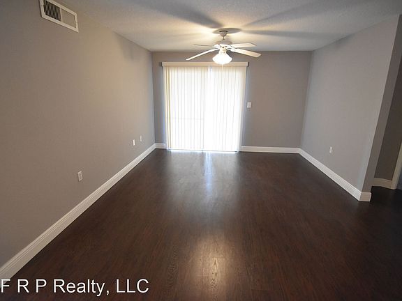 3rd image of 1956 Lake Atriums Cir APT 137