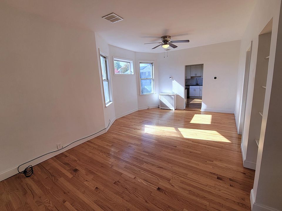 Living / Dining combo