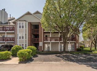 215 Shirley Ridge Dr, Saint Charles, MO 63304