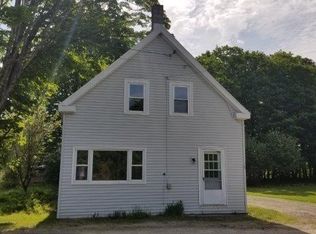 15 Summer St, North Anson, ME 04958
