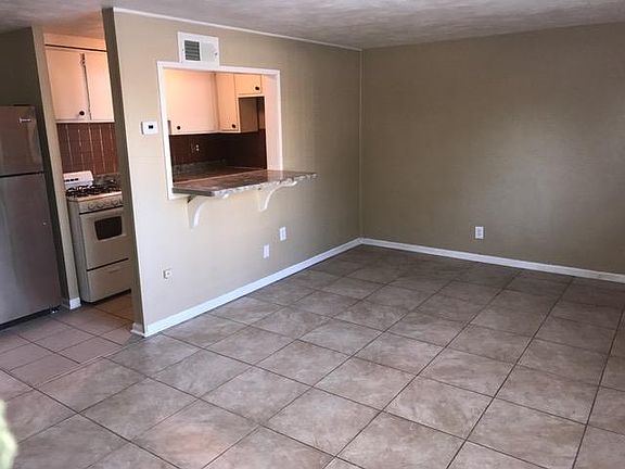2nd image of 3722 Baltimore Ave #1
