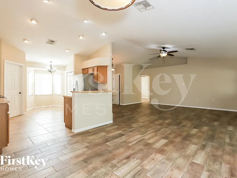 3668 Sandhill Crane Dr — Photo 5