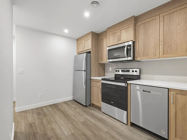 112 Harmony Cir #B — Photo 3