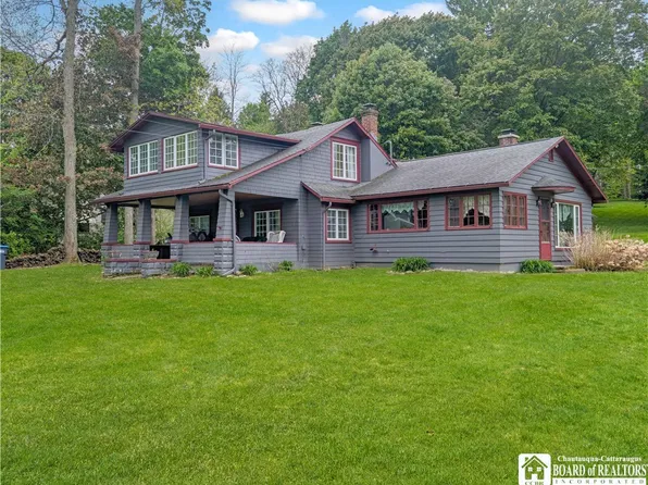 4930 Pittsburgh Ave, Mayville, NY 14757