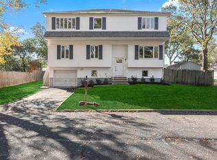 96 7th St, Hazlet Township, NJ 07734