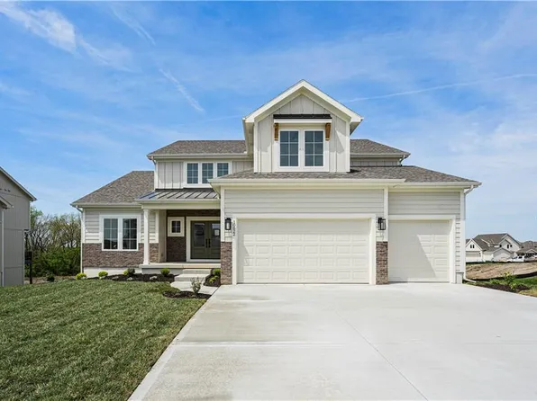 10622 N Mulberry St, Kansas City, MO 64155