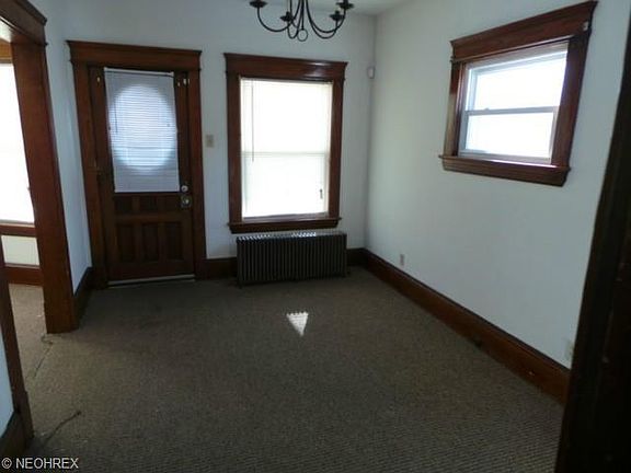 5th image of 3998 E 55th St