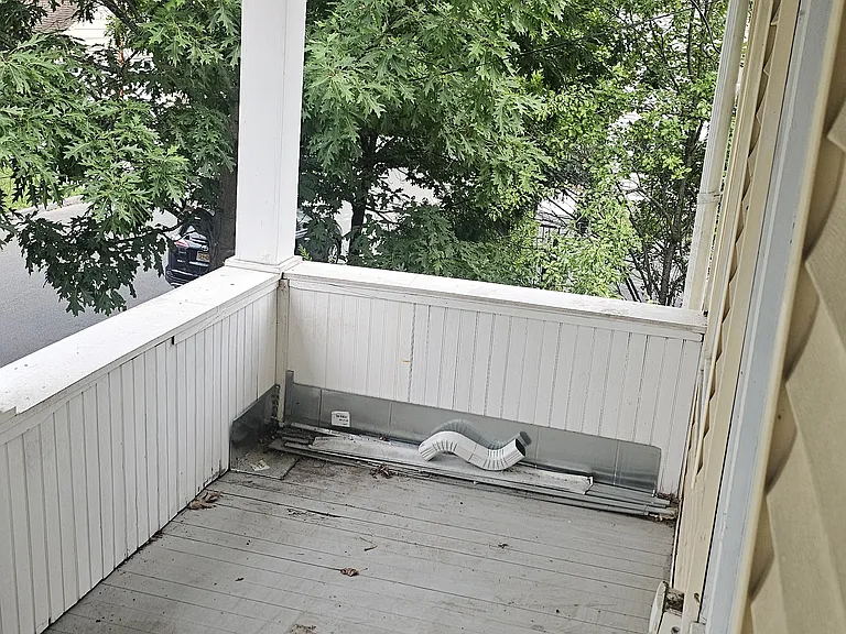 1006 Park St #2 — Photo 5