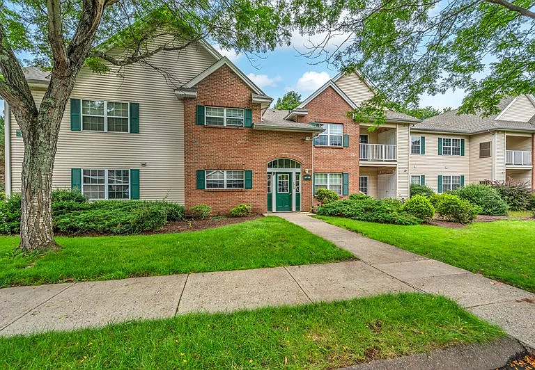 Aspen Glen — Photo 32