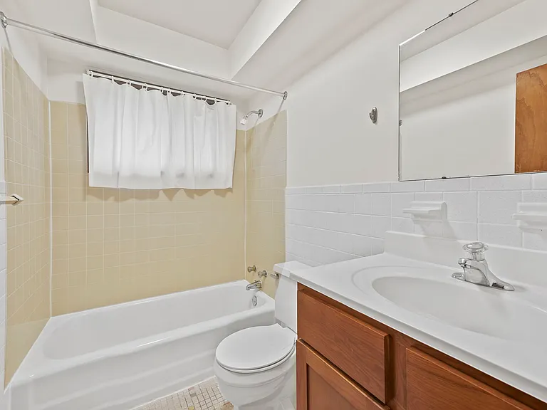 Classic bathroom