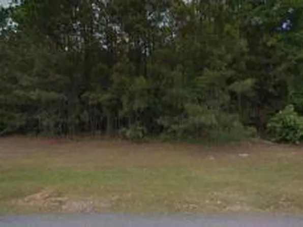 104 Waters Edge Dr, Lizella, GA 31052