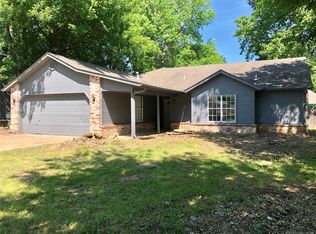 119 N Supernaw St, Skiatook, OK 74070