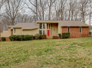616 Fairway Trl, Springfield, TN 37172