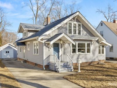220 S Calumet Ave, Aurora, IL, 60506