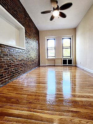 1st image of 154 W 75th St