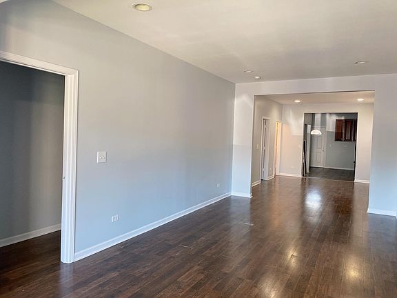 2nd image of 4421 S Union Ave #1F