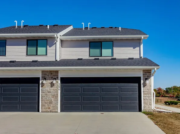 2696 SE Osier Ave, West Des Moines, IA 50265