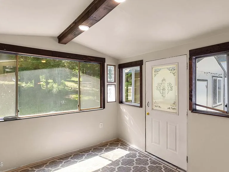 12773 N Hauser Lake Rd — Photo 25
