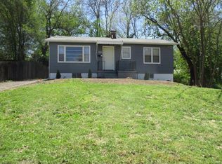 3235 Edgewood Ave, Alton, IL 62002