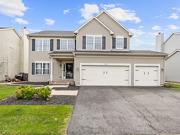 3rd image of 2321 Amsterdam Cir