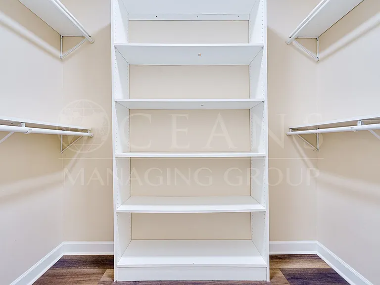 4013 Cree Dr — Photo 24