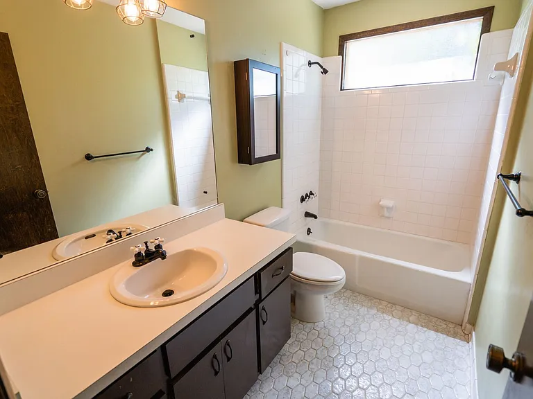 3322 Robinhood Rd — Photo 26