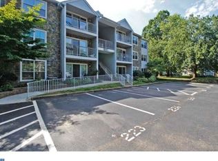 36 Mulberry Ct, Hamilton, NJ 08619