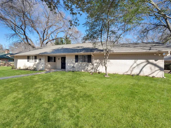 1609 Glenbrook St, Corsicana, TX 75110