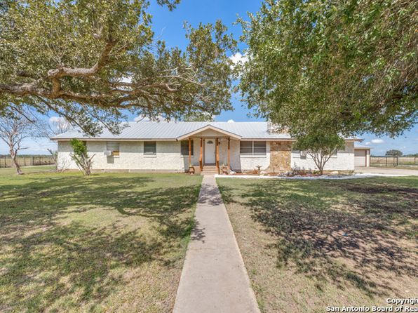 Hondo TX Real Estate - Hondo TX Homes For Sale | Zillow