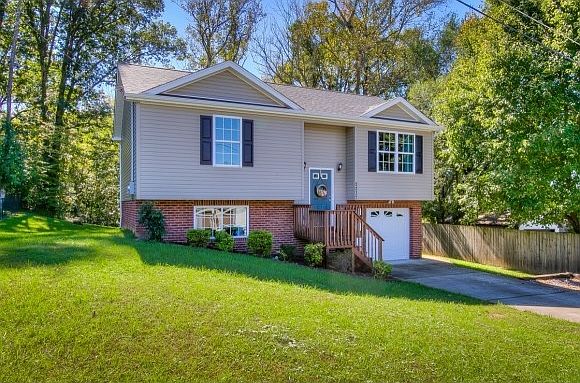 1st image of 2237 Clyce St