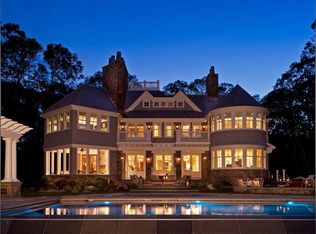 2 Old Wheatley Rd, Glen Head, NY 11545